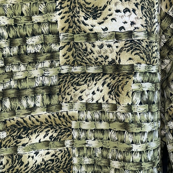 Liz Baker Vintage Animal print button down blouse - Picture 3 of 6